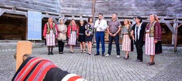 razboi-si-pace_bastionul-tesatorilor-1