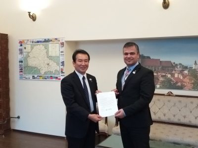 vizita-japonia-la-cj_Hideho Ito-si-vestea (2)(1)